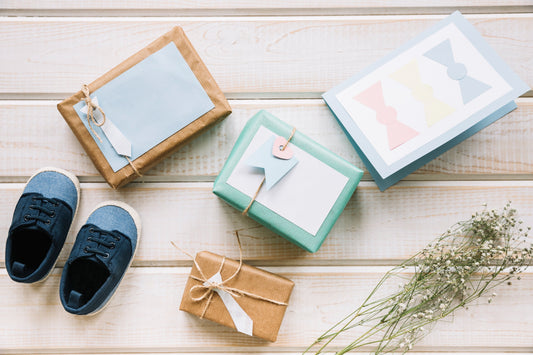 Les indispensables pour un coffret de naissance parfait